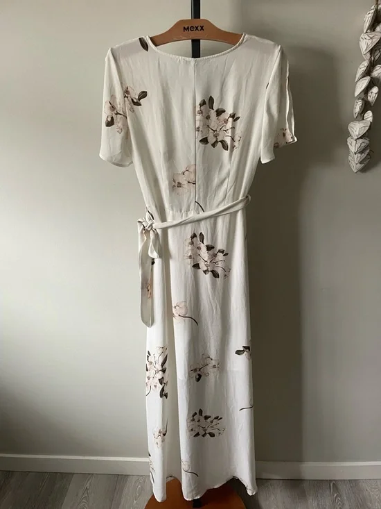 Dynamite Wrap Style Orchid Floral Maxi Dress Belted Long Split Flutter Sleeve - Picture 3 of 8